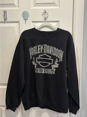 Harley-Davidson Black Crewneck with Gray Motorcycles Logo